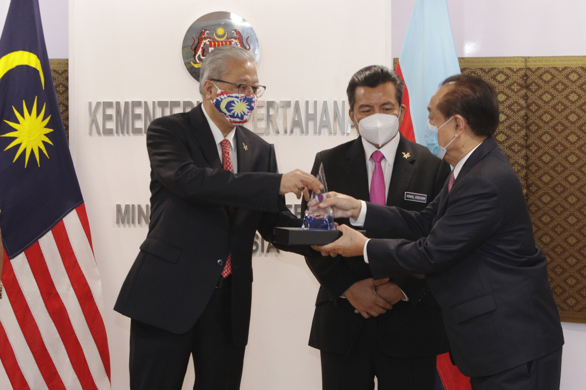 MAJLIS PENYERAHAN CEK SUMBANGAN KEMPEN TABUNG PAHLAWAN 2020